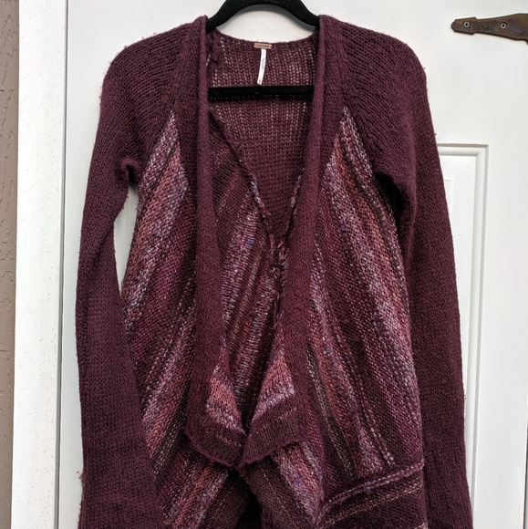 Free People Sweaters - Free People maroon metallic sweater  🌠 Boho roomy
